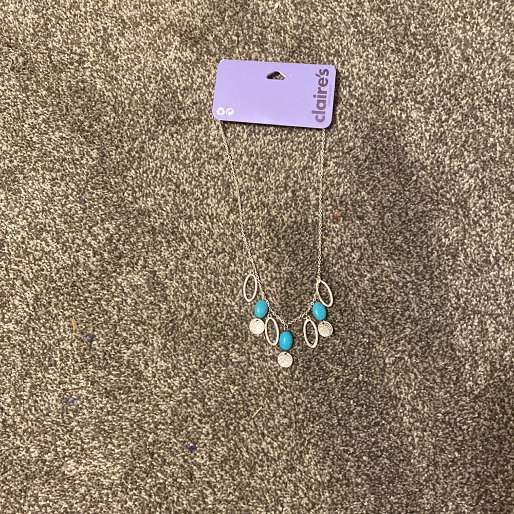 NWT Claire’s silver turquoise necklace
